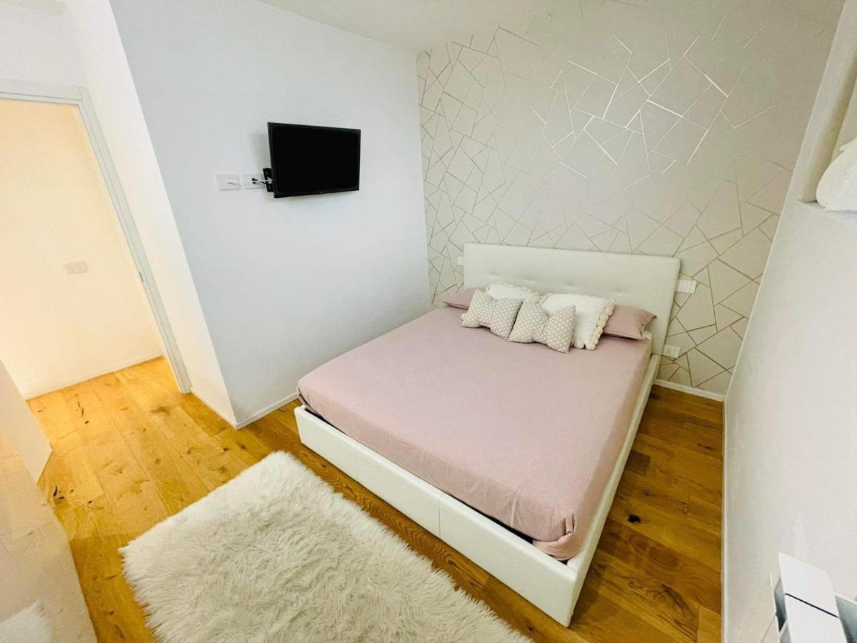 Led House Cadore - Bilocale Zona Milano Centro المظهر الخارجي الصورة